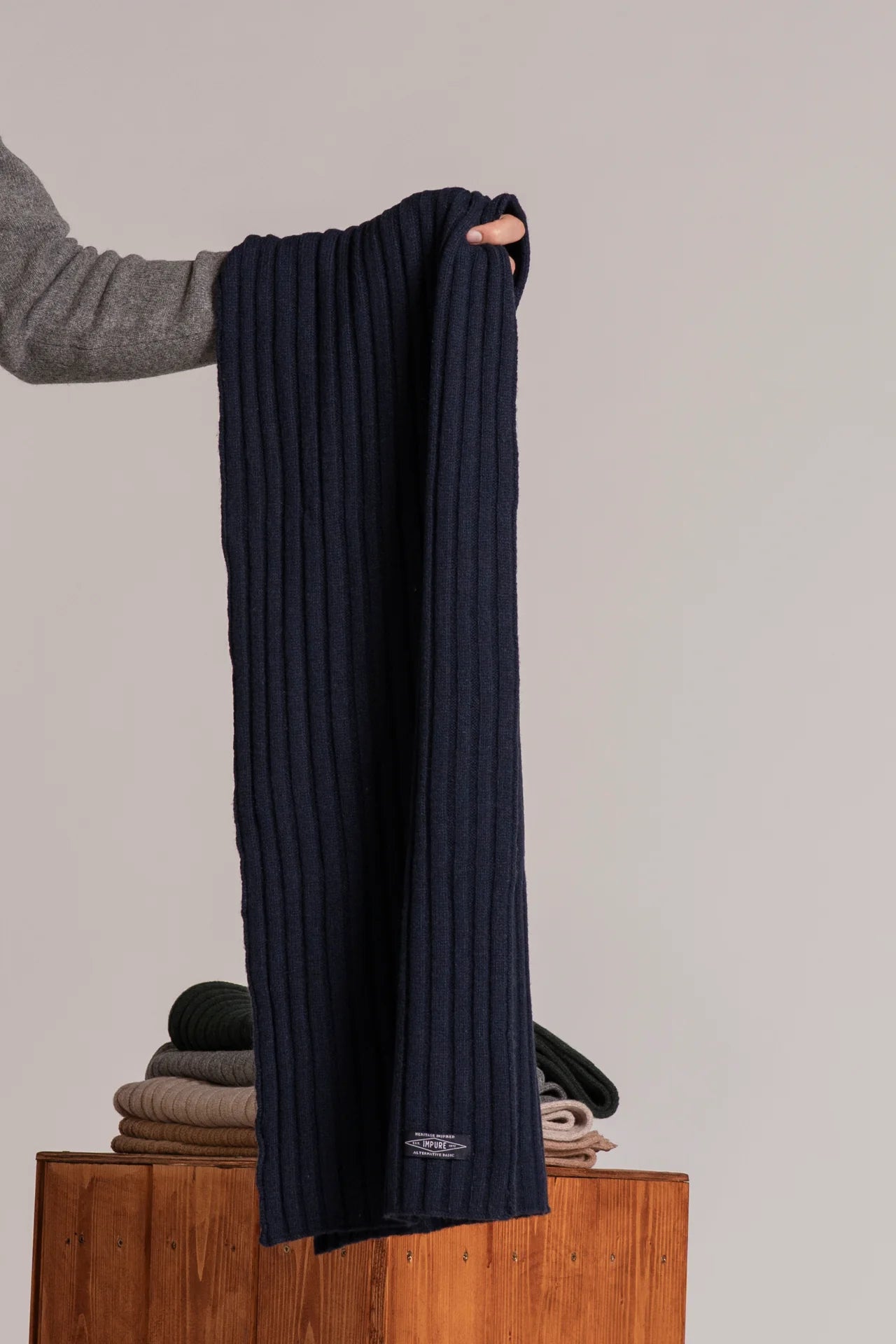 Sciarpa Impure da Uomo in Lana Blu Scuro