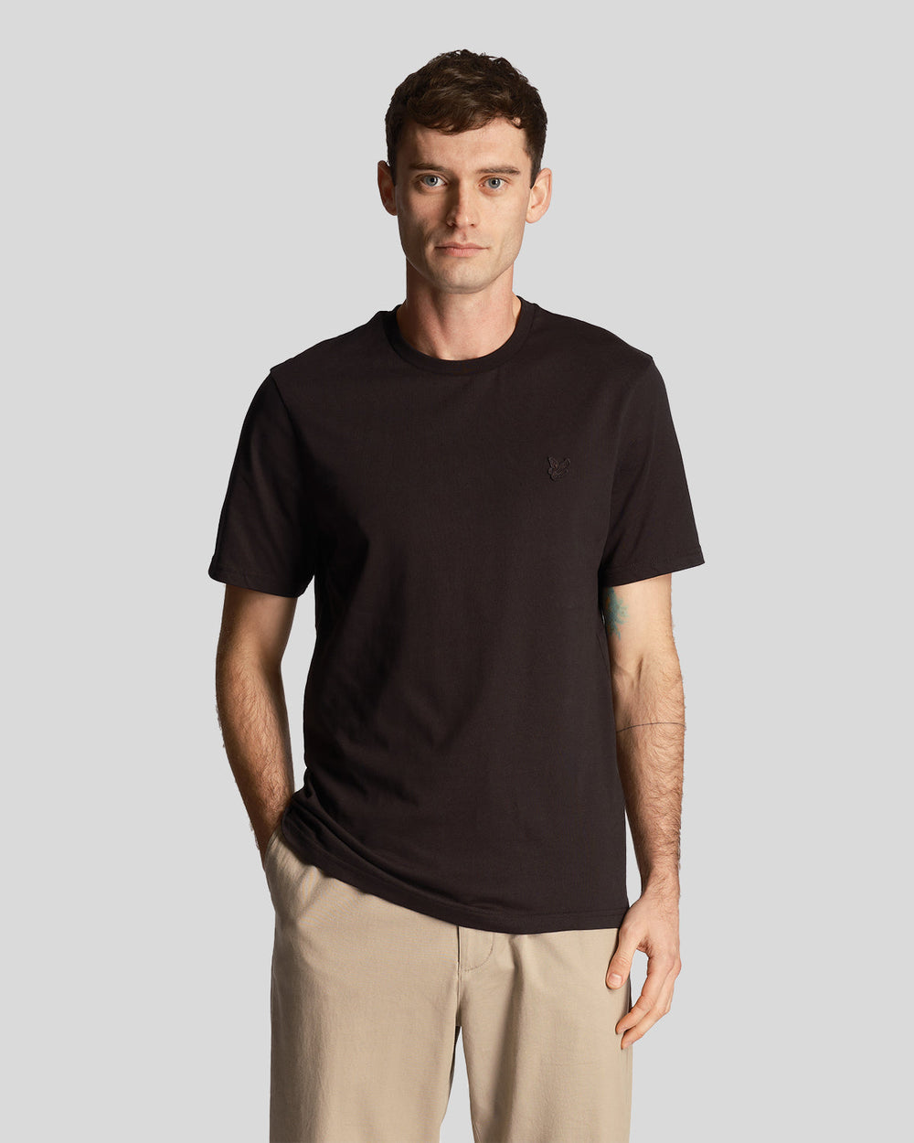 Lyle & Scott T-Shirt da uomo Tonal Eagle TS400TON Jet Black