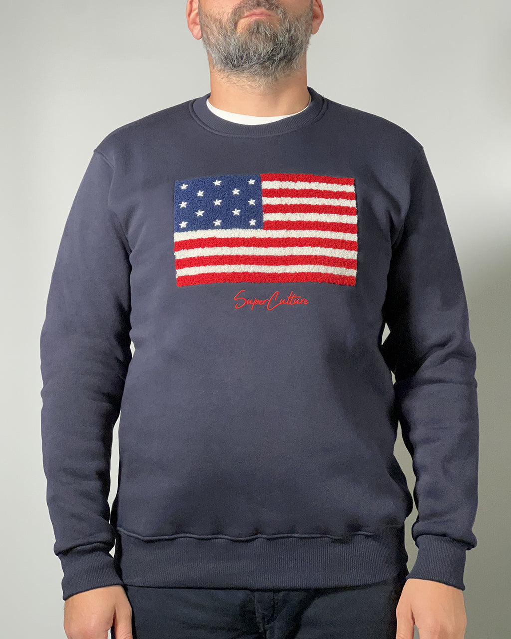 Felpa girocollo Superculture "BANDIERA USA" con ricamo - regular fit