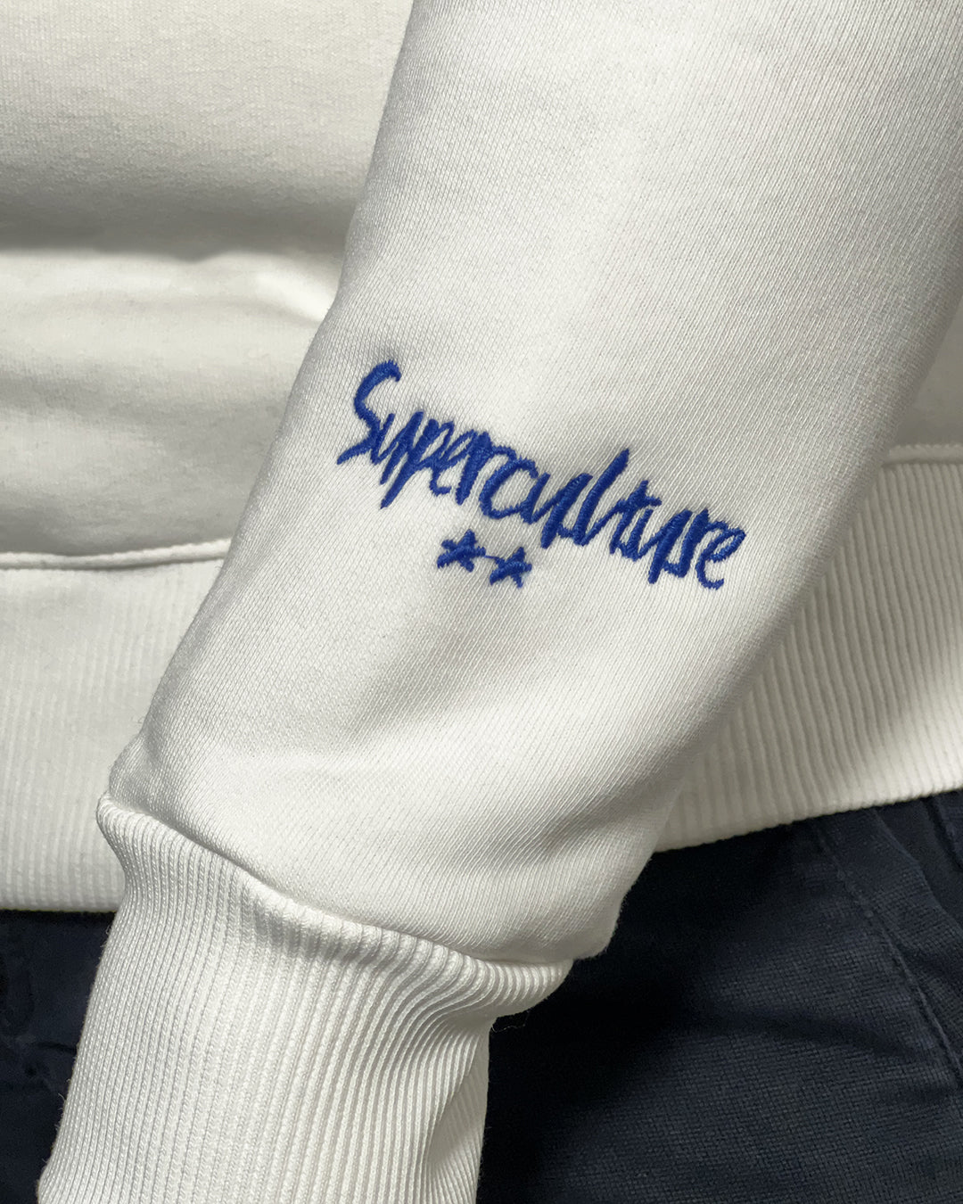 Felpa girocollo Superculture "Gin Tonic THERAPY"  con stampa - regular fit