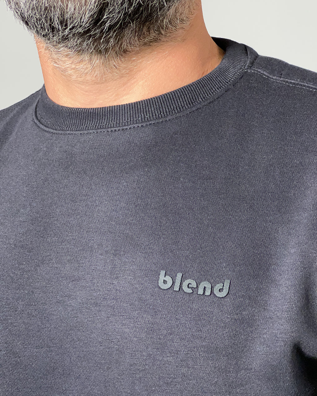 Felpa BLEND Blu Scuro Girocollo – Stile Minimal e Comfort