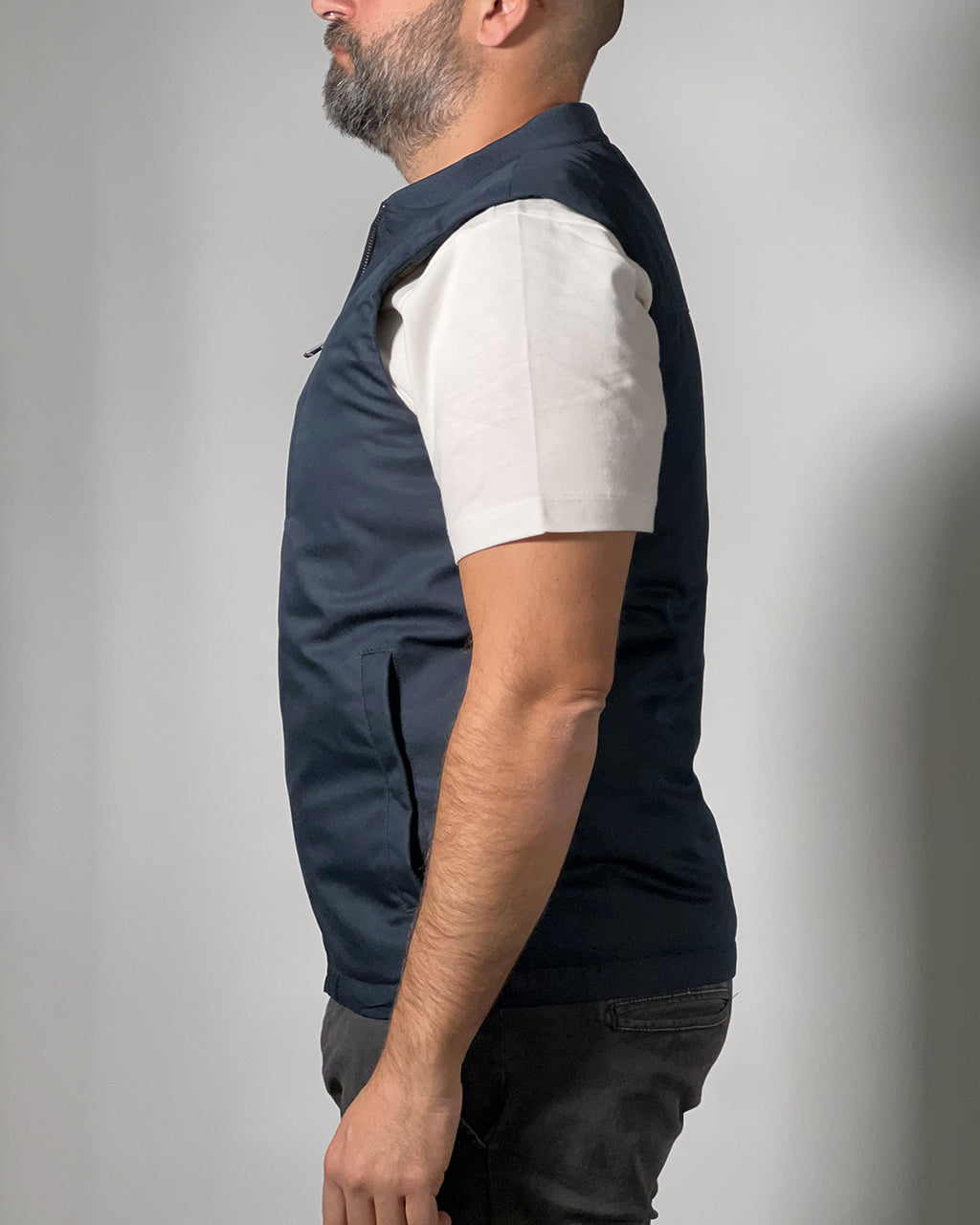 Gilet Uomo Blend Blu Navy – Design Minimal, Comfort Leggero e Stile Casual