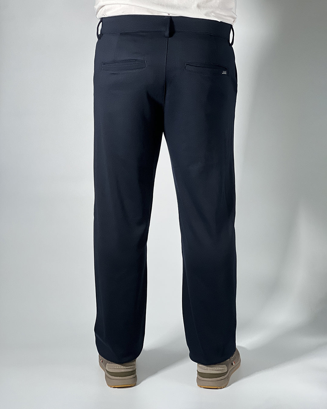 Pantaloni Uomo Blend Slim Fit – Stile Casual, Comfort e Design Versatile