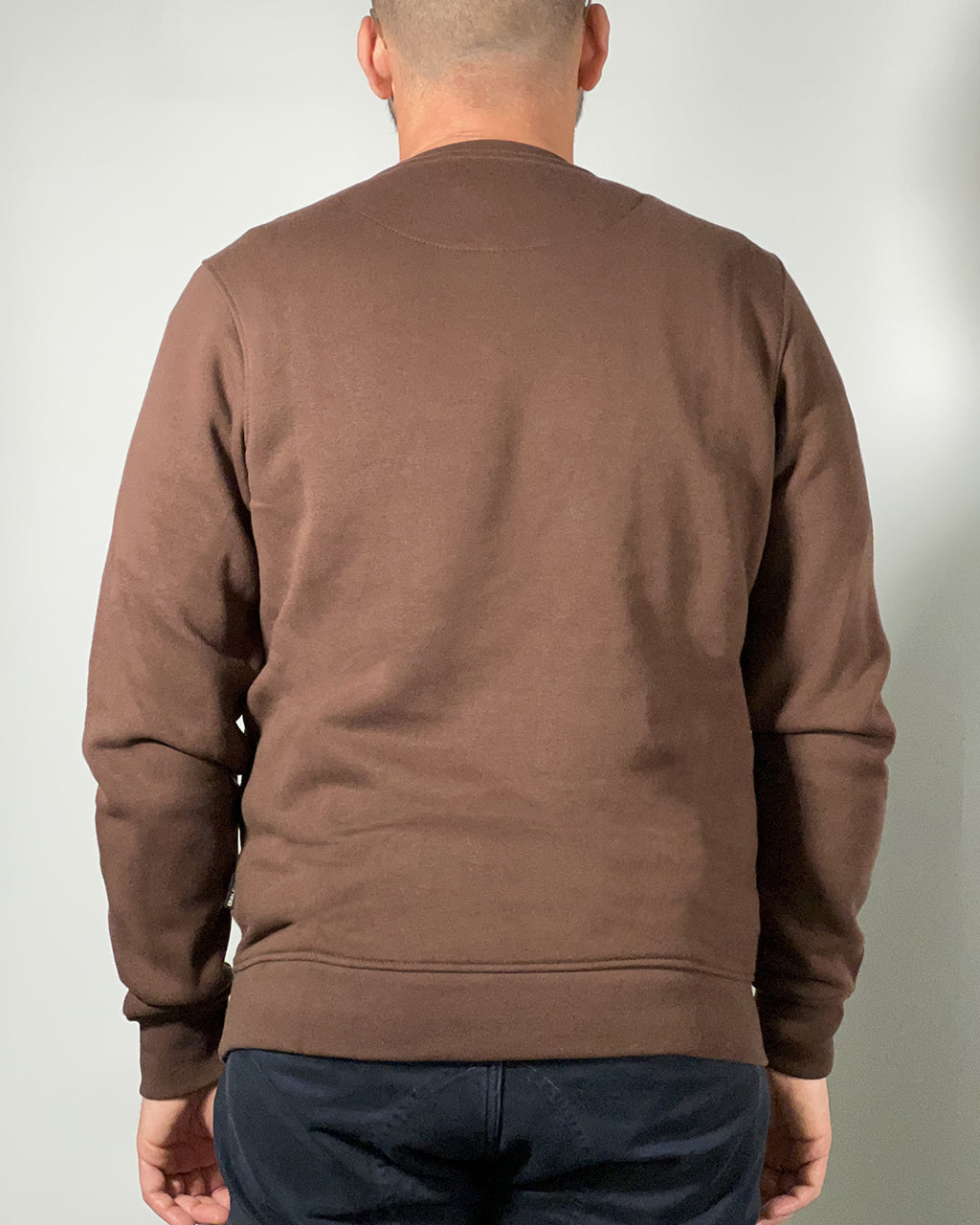 Felpa Uomo Blend Marrone con Logo “B” Ricamato – Stile Casual