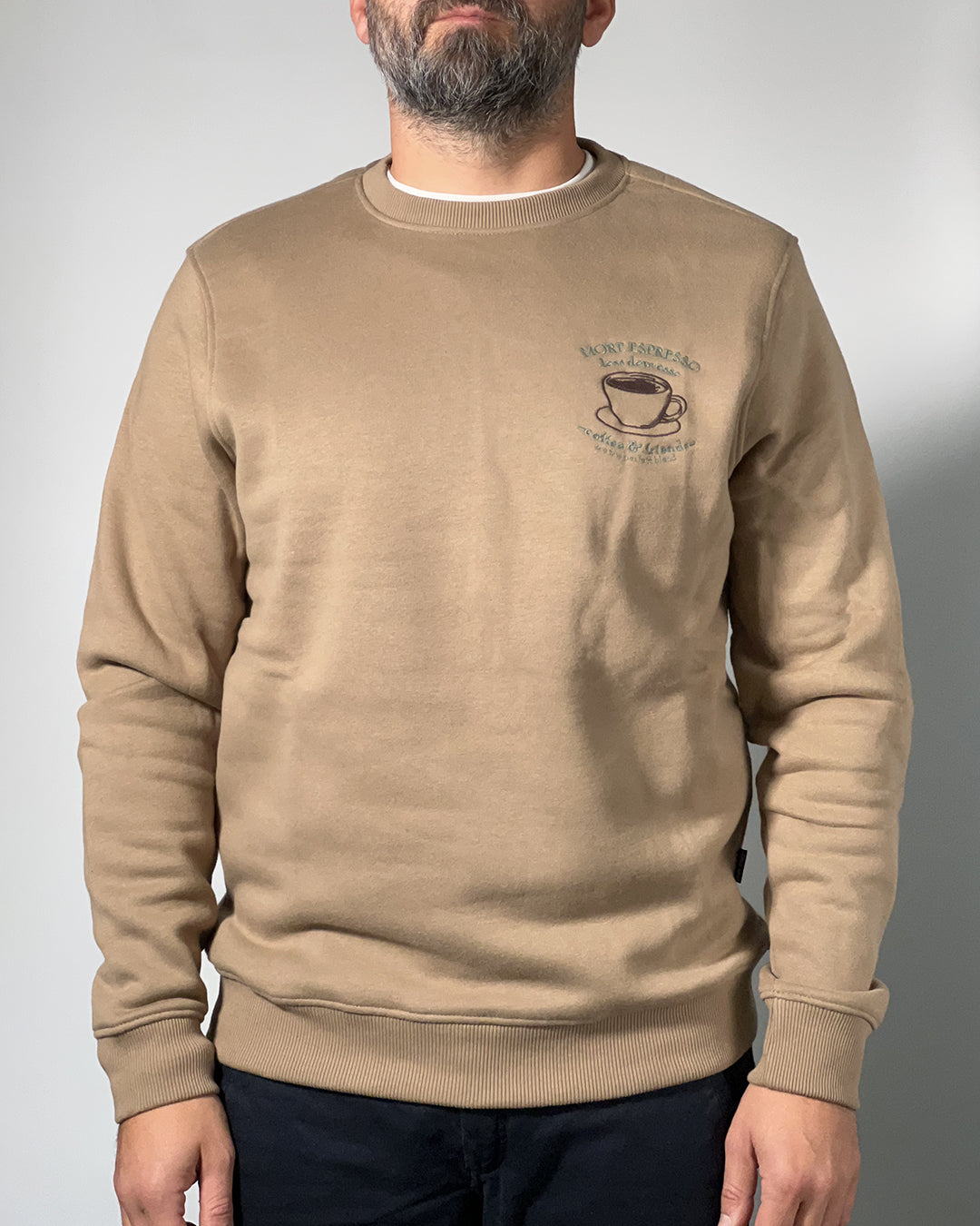 Felpa Girocollo BLEND Sabbia con Stampa Frontale – Stile Casual e Comfort Quotidiano