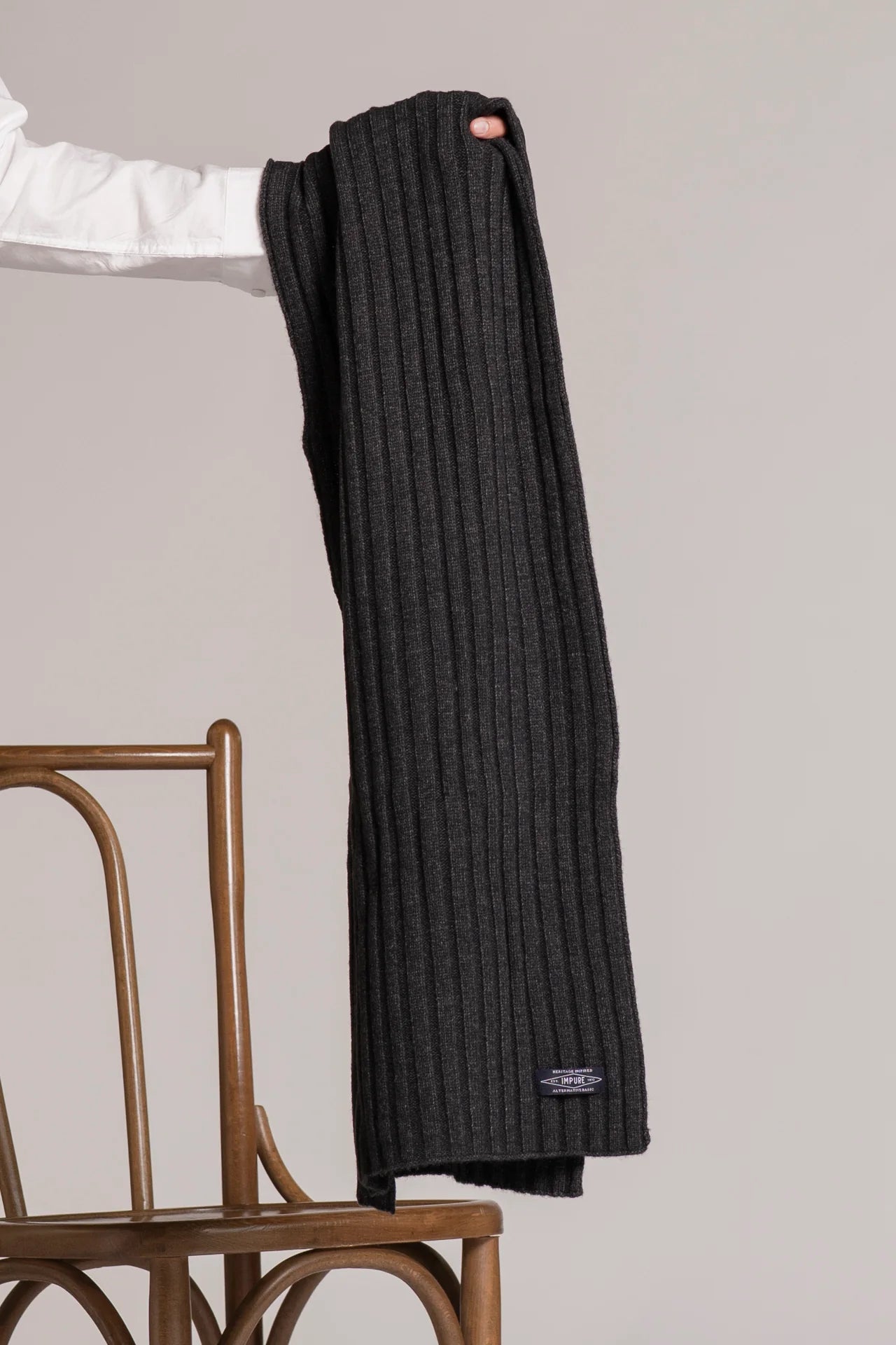 Sciarpa Impure da Uomo in Lana Nero Lavagna