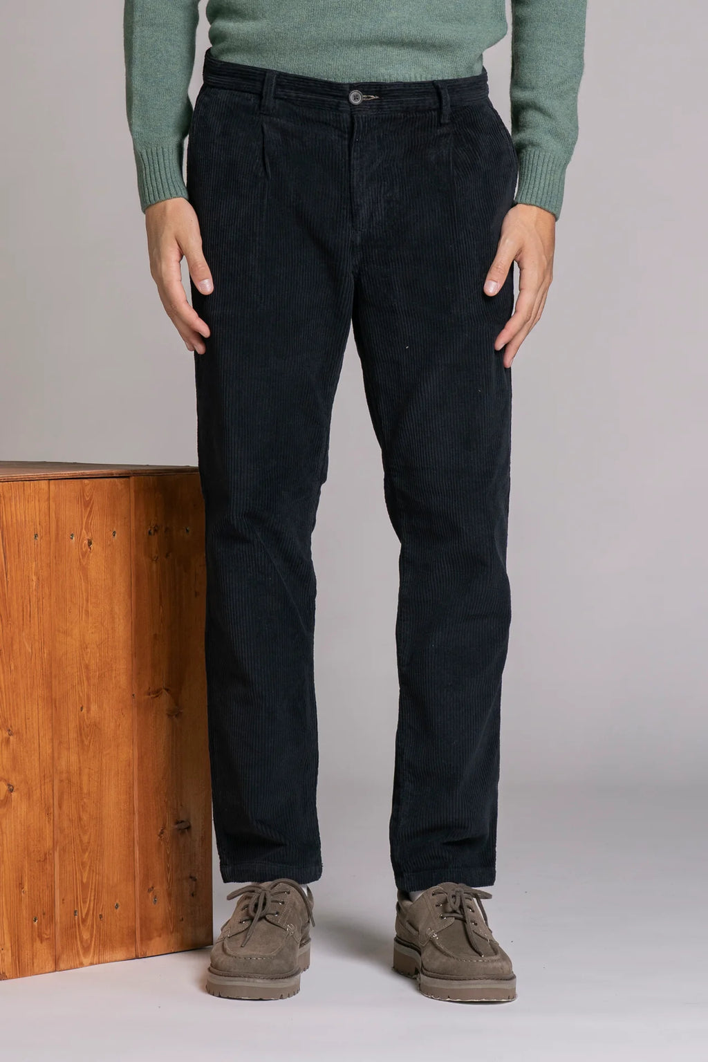 Pantalone Lungo Chino Impure a Coste in Velluto