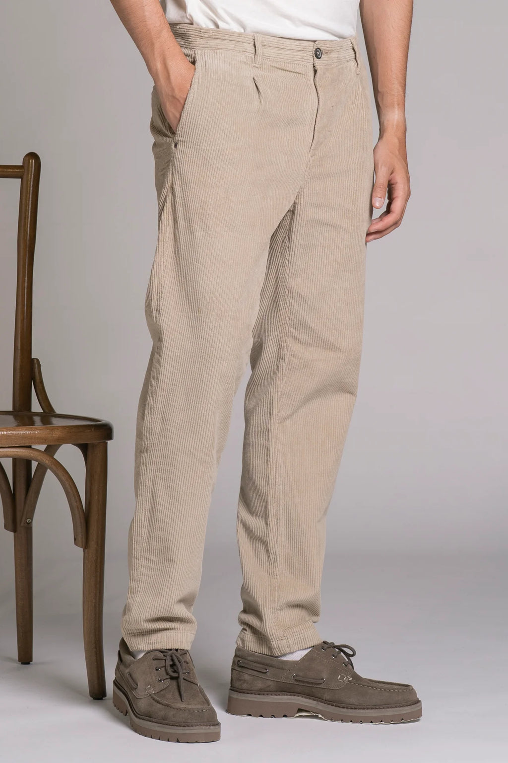 Pantalone Lungo Chino Impure a Coste in Velluto