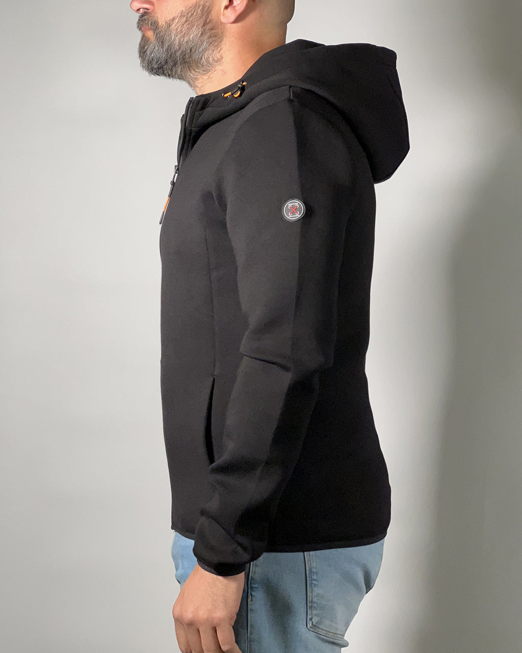 Felpa Uomo IN MY HOOD con Cappuccio e Zip – Stile Urban e Comfort Premium