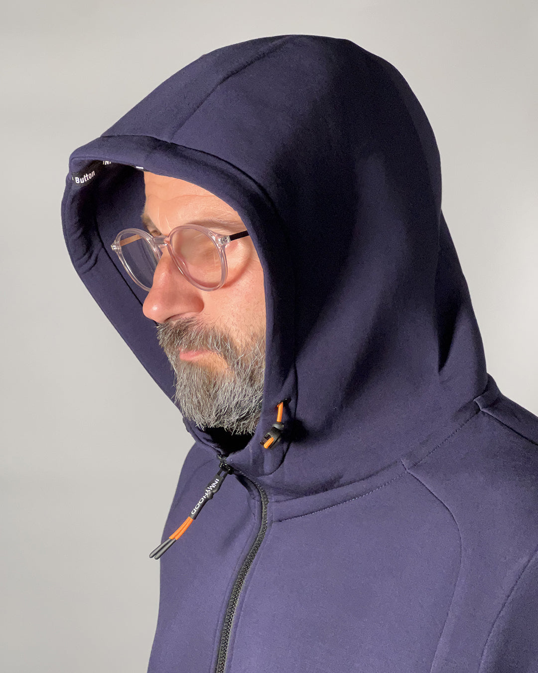 Felpa Uomo IN MY HOOD con Cappuccio e Zip – Stile Urban e Comfort Premium