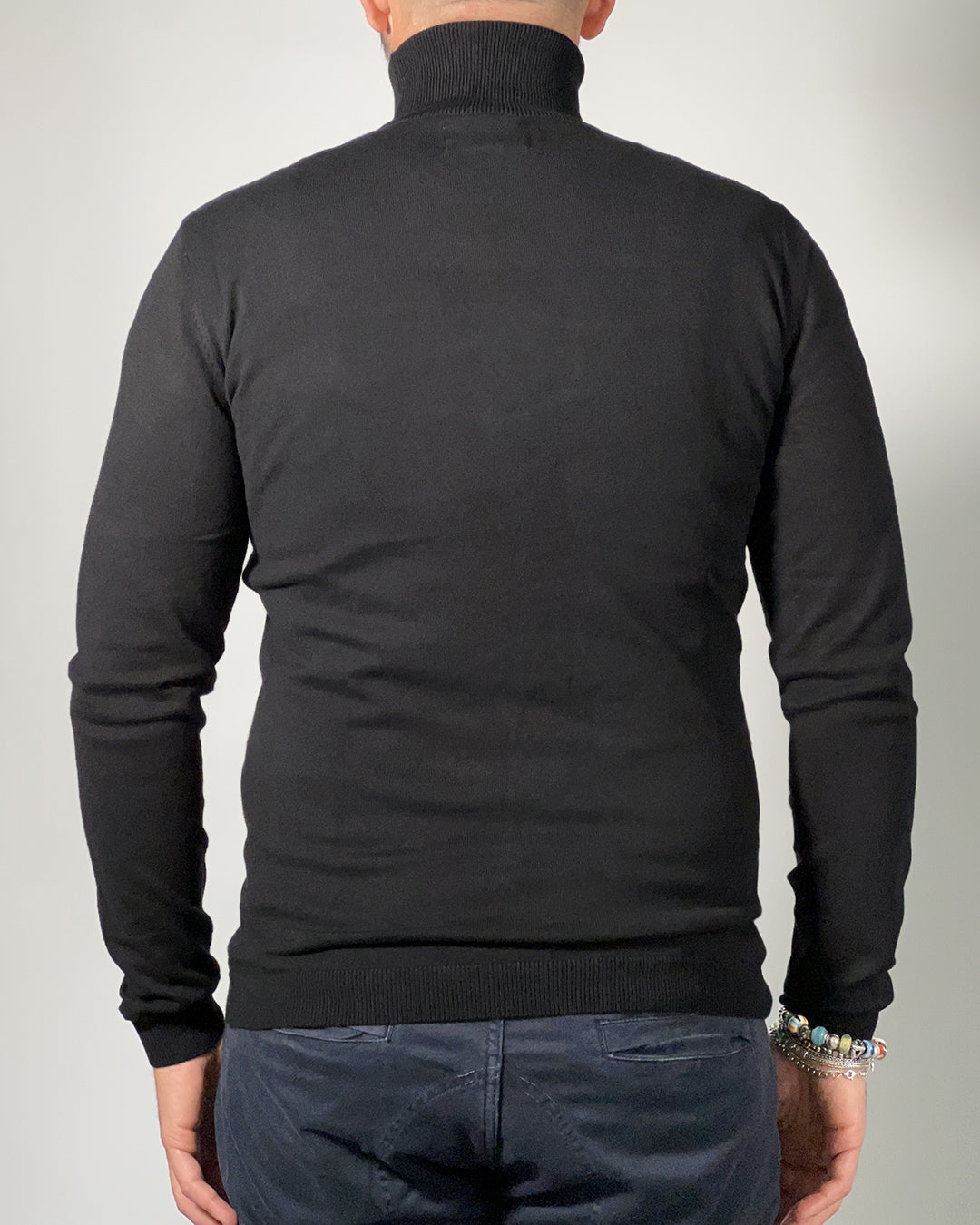 Maglione Dolcevita Uomo IN MY HOOD – Stile Elegante e Comfort Moderno