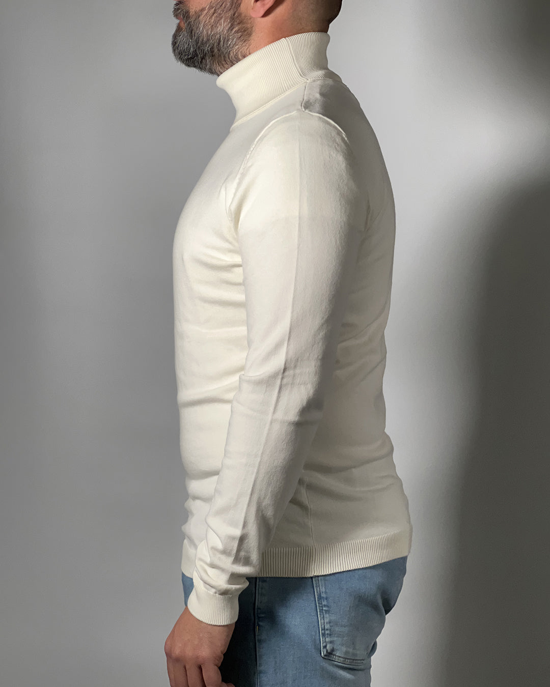 Maglione Dolcevita Uomo IN MY HOOD – Stile Elegante e Comfort Moderno