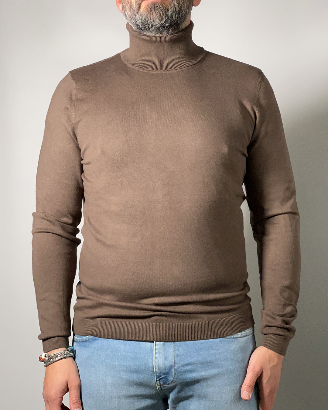 Maglione Dolcevita Uomo IN MY HOOD – Stile Elegante e Comfort Moderno
