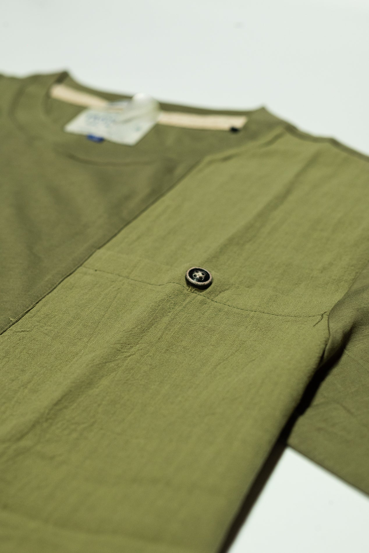 IN MY HOOD T-Shirt Uomo Verde Militare con Taschino