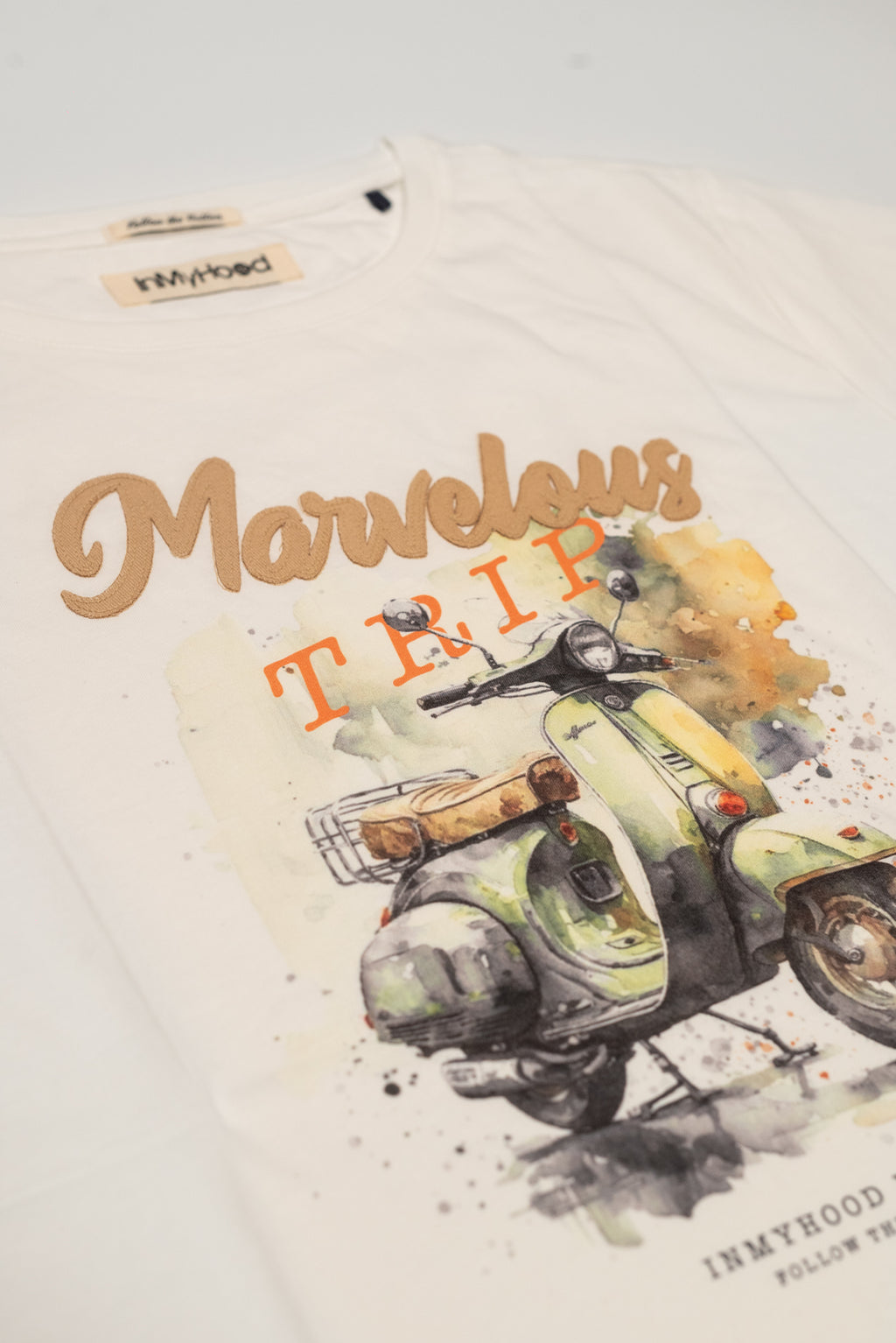 IN MY HOOD T-Shirt Uomo Bianca con Vespa Vintage