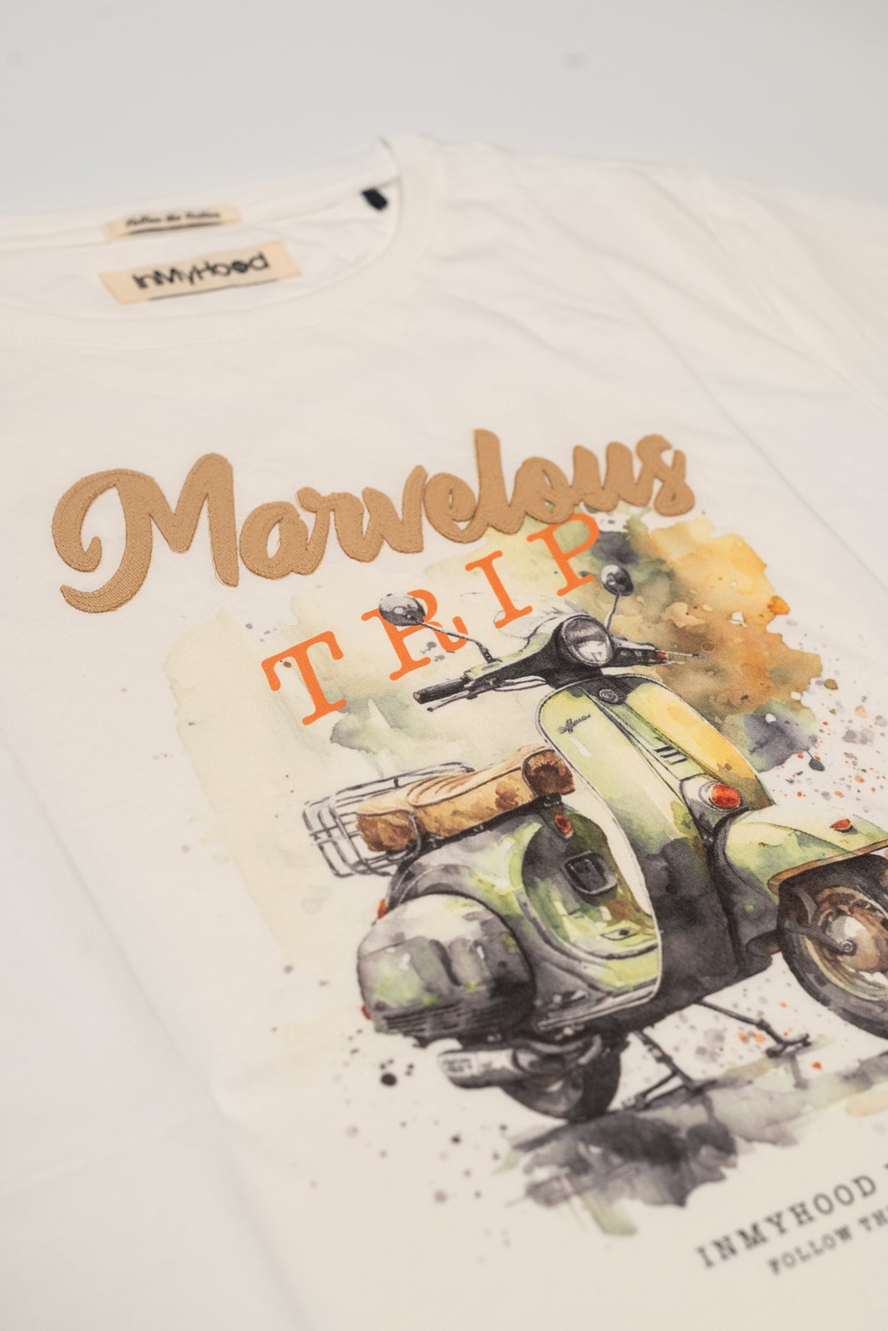 IN MY HOOD T-Shirt Uomo Bianca con Vespa Vintage