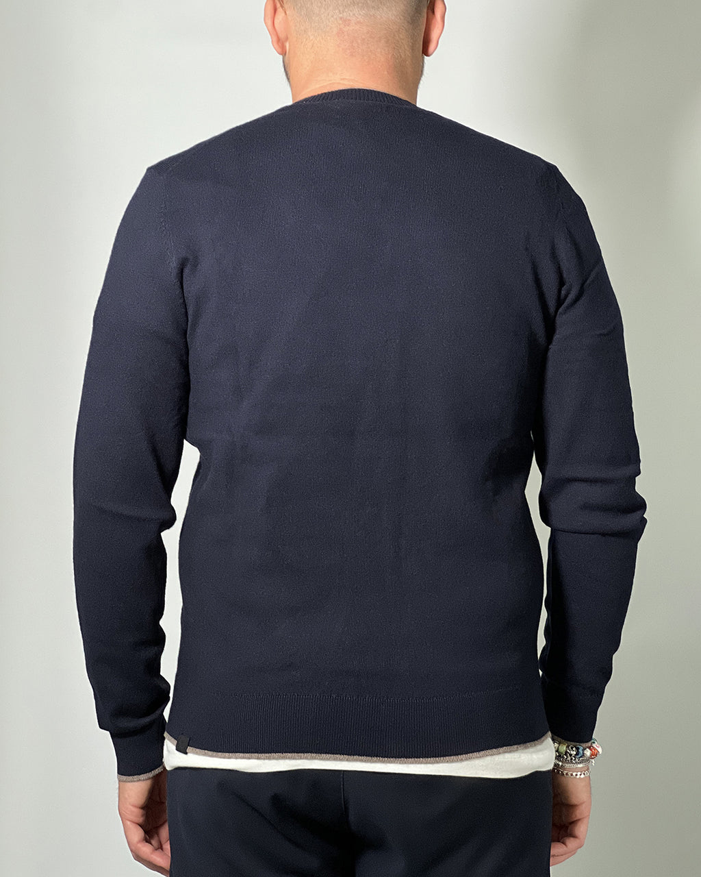 Maglione Uomo Censured Blu con Scollo a V – Stile Classico e Comfort