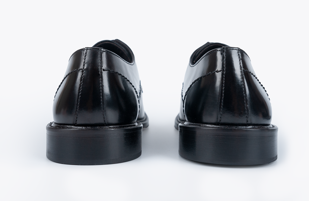 MUSTO ARTIGIANI Scarpa Stringata da Uomo Nera Lucida Abrasivata