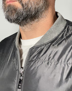 Giubbotto Smanicato Reversibile OVER/D – Due Stili in Uno