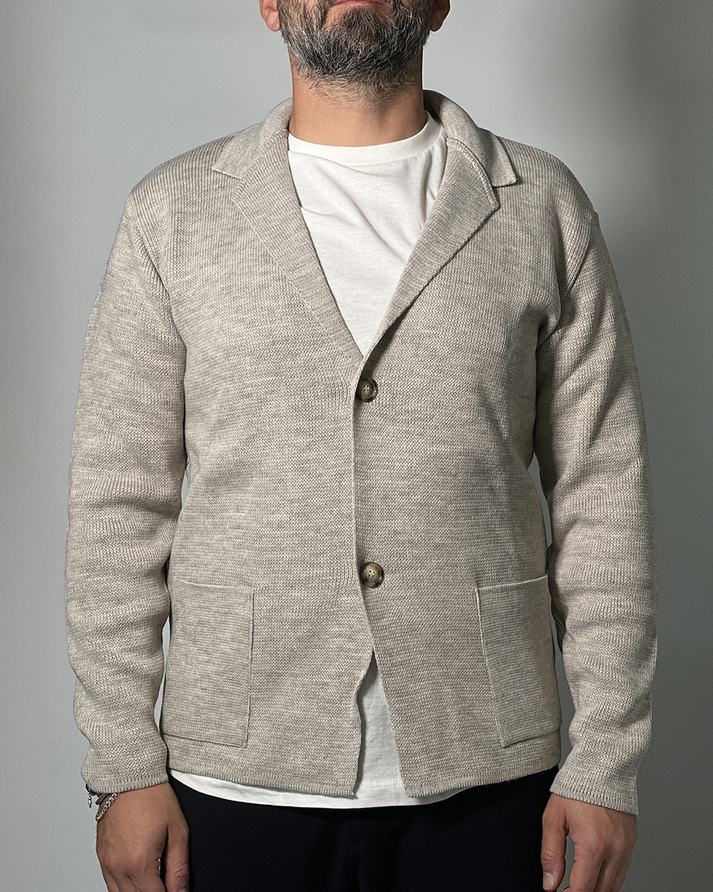 Giacca Cardigan 2 Bottoni OVER/D – Eleganza Casual e Comfort di Alta Qualità