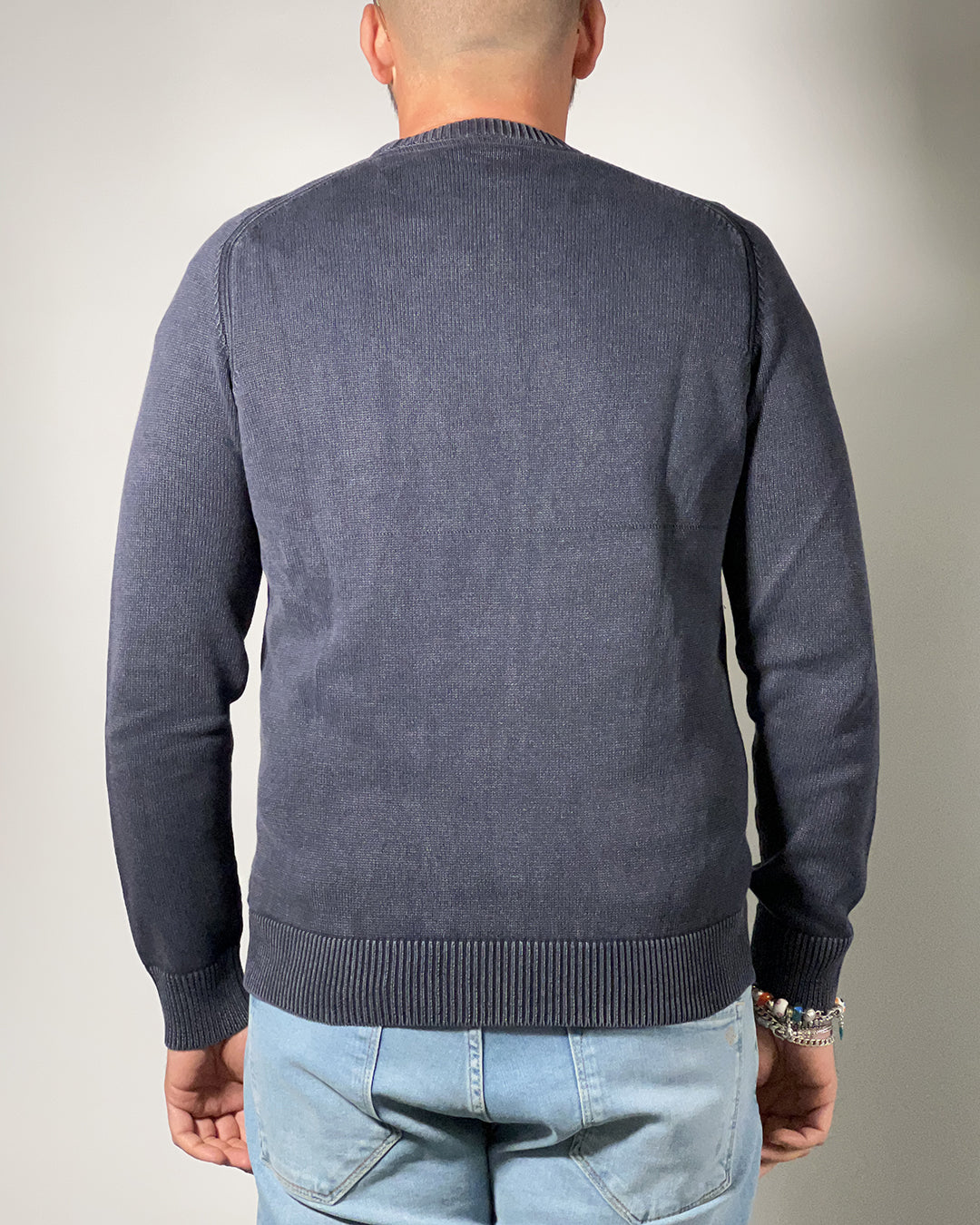 Maglione Uomo OVER/D Girocollo – Stile Pulito e Comfort Everyday