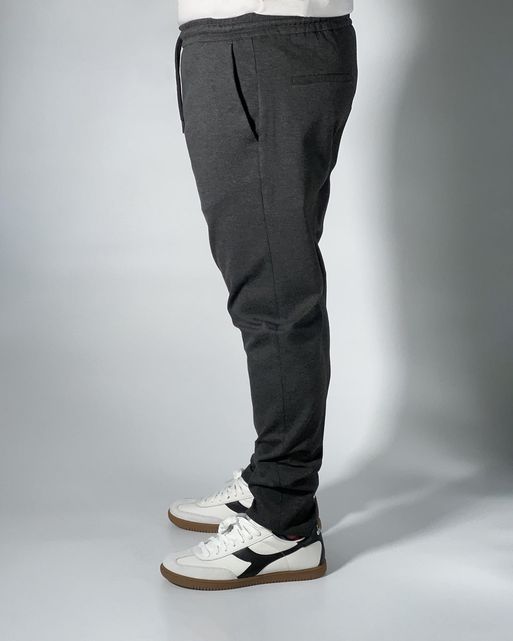 Pantalaccio Uomo OVER/D Slim Fit – Comfort Elegante e Stile Contemporaneo