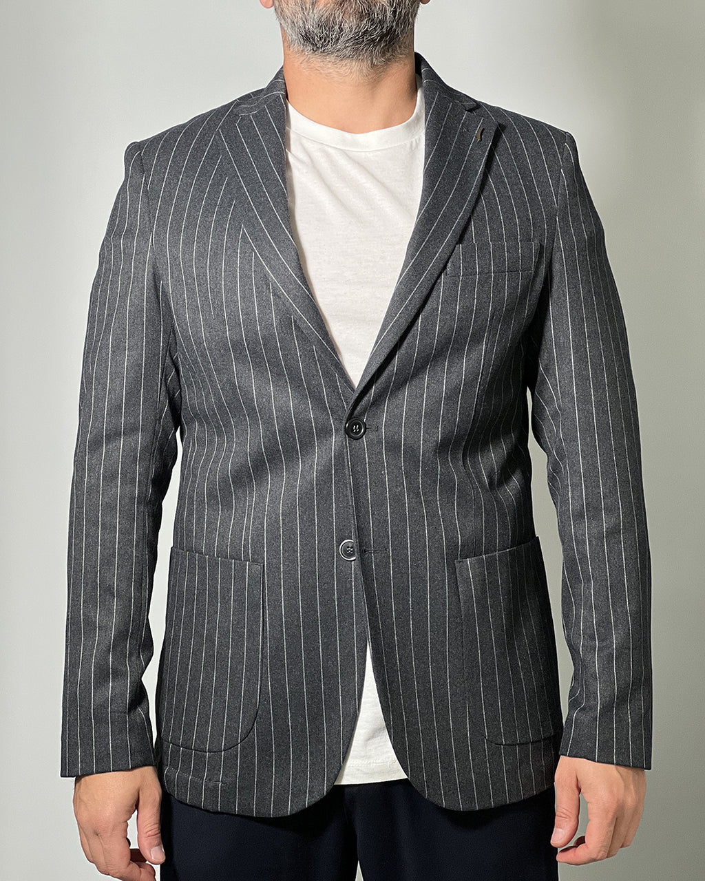 Giacca 2 Bottoni OVER/D – Stile e Comfort di Alta Qualità