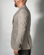 Giacca 2 Bottoni OVER/D – Stile e Comfort di Alta Qualità