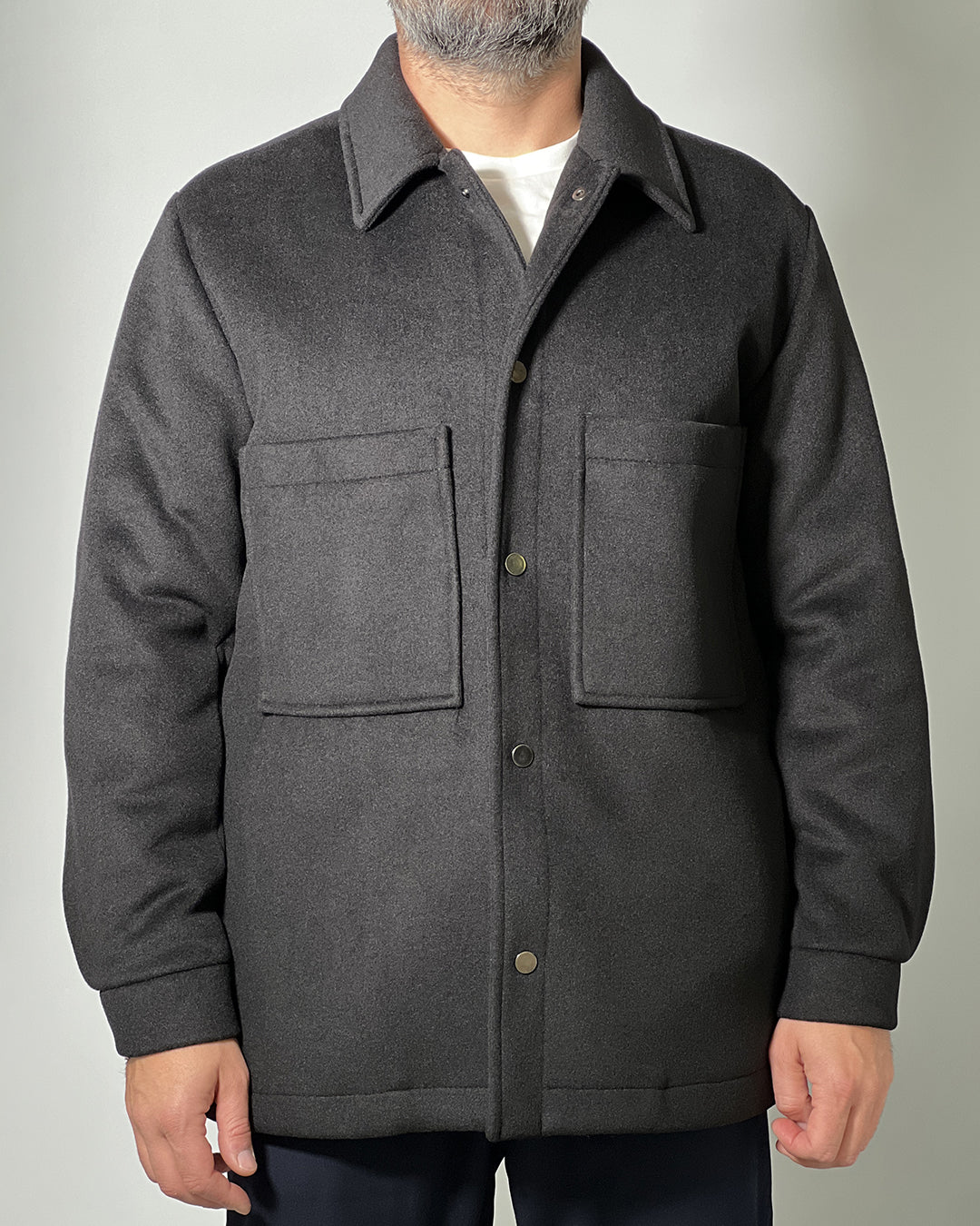 Cappotto Overshirt OVER/D con Tasche a Toppa – Stile Moderno e Comfort