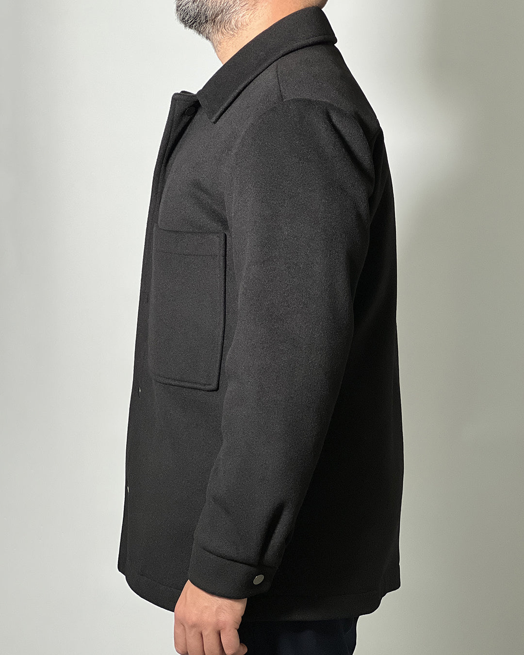 Cappotto Overshirt OVER/D con Tasche a Toppa – Stile Moderno e Comfort