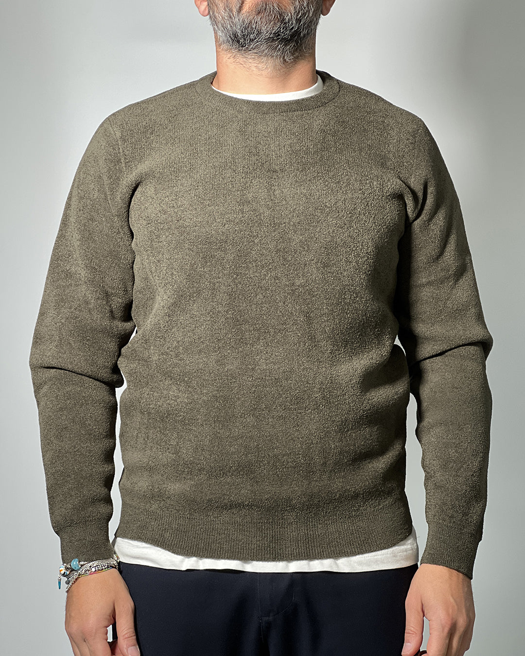 Maglione OVER/D Effetto Spugna – Comfort e Morbidezza per Tutti i Giorni