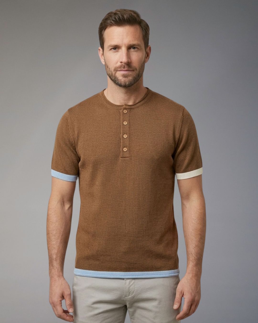 Maglia Uomo Over/D Modello Serafino a Maniche Corte con Profili a Contrasto
