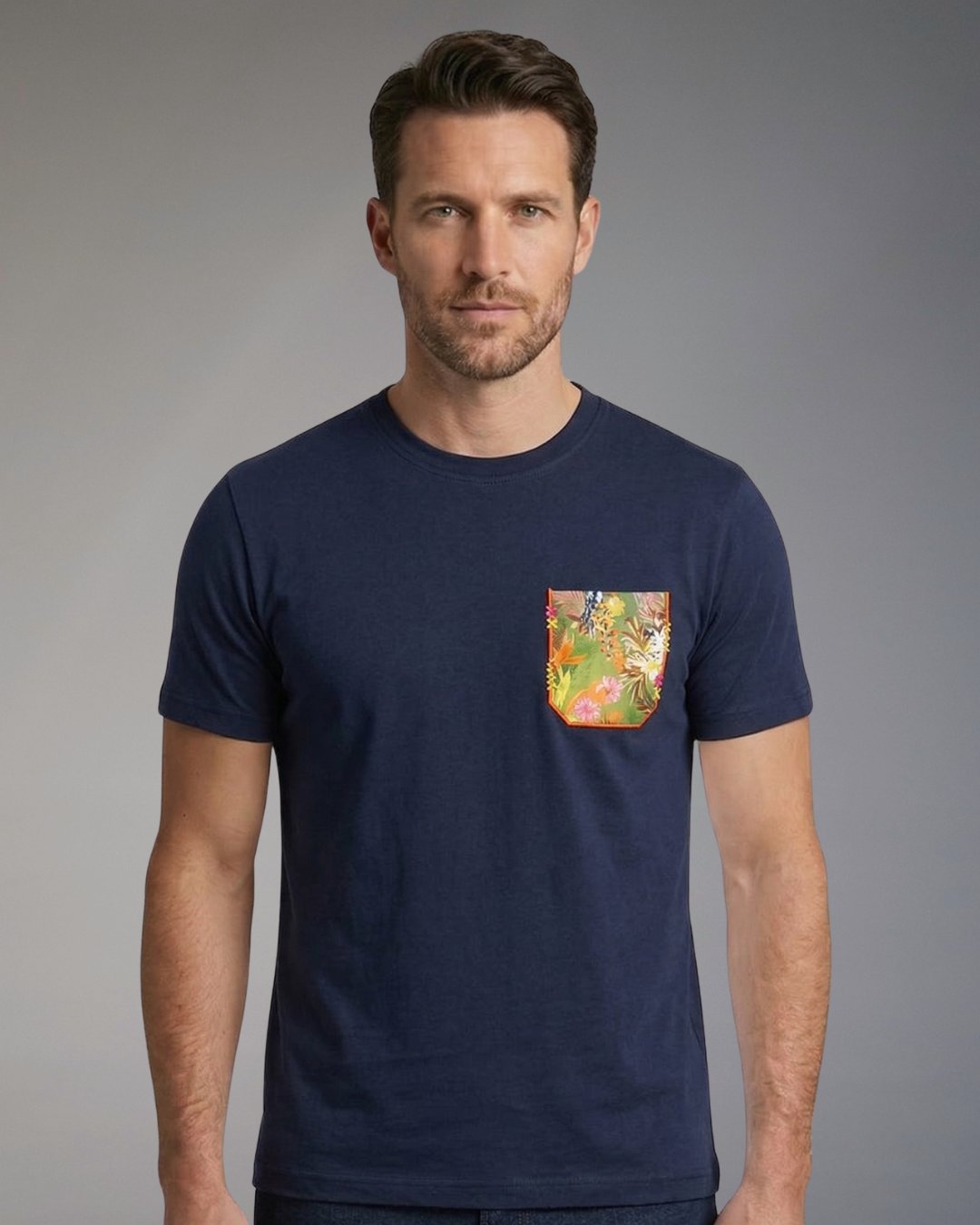 T-Shirt Uomo Over/D a Maniche Corte con Taschino a Contrasto