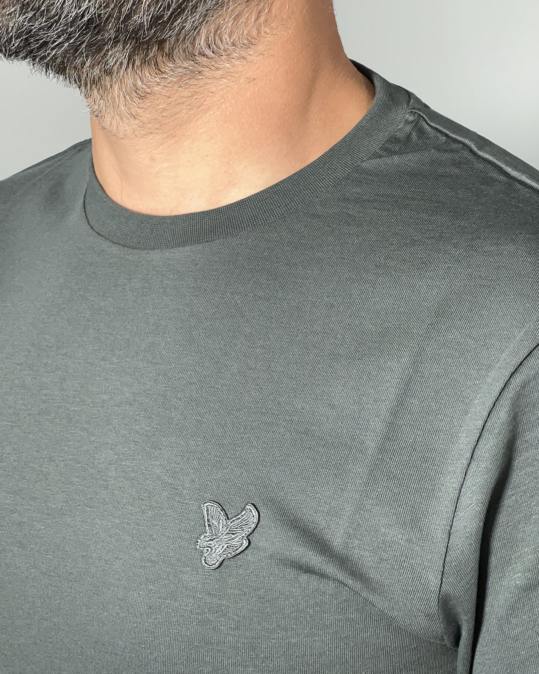 LYLE & SCOTT T-Shirt da uomo Tonal Eagle TS400TON Black Water